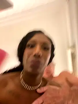 Snapshot of tamarabigass1 chatting on 10.03.25 tamarabigass1 online show from 10.03.25