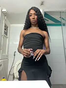 Snapshot of tamarabigass1 chatting on 10.10.25 tamarabigass1 online show from 10.10.25