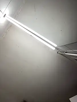 Snapshot of tamarabigass1 chatting on 10.11.25 tamarabigass1 online show from 10.11.25