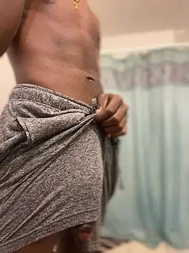 Snapshot of chocolatemeatstick25 chatting on 02.20.25 chocolatemeatstick25 online show from 02.20.25