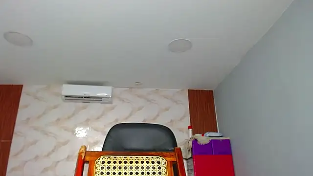 George Dominator online show from 01.24.25