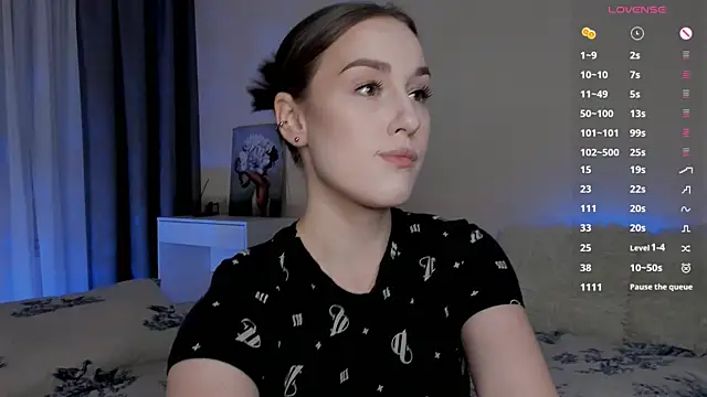 Snapshot of _RocketWay_ chatting on 01.12.25 RocketWay online show from 01.12.25