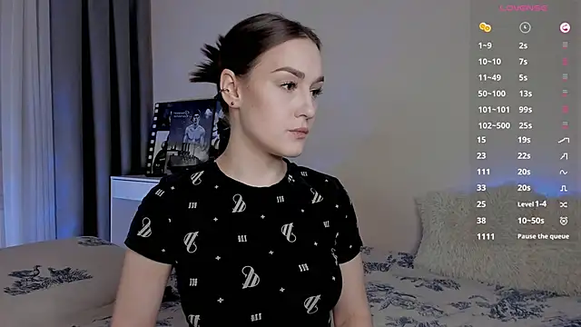 Snapshot of _RocketWay_ chatting on 03.12.25 RocketWay online show from 03.12.25