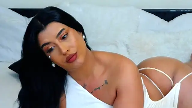 Snapshot of GiseleReine chatting on 01.29.25 GiseleReine online show from 01.29.25