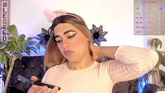 Snapshot of candy_canne__ chatting on 02.04.25 candy canne   online show from 02.04.25