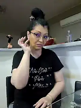 Snapshot of Milf_Abigail chatting on 02.09.25 Milf Abigail online show from 02.09.25