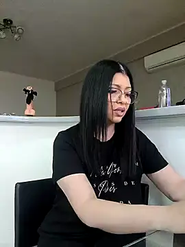 Snapshot of Milf_Abigail chatting on 02.09.25 Milf Abigail online show from 02.09.25