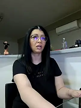 Snapshot of Milf_Abigail chatting on 02.09.25 Milf Abigail online show from 02.09.25