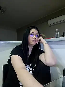 Snapshot of Milf_Abigail chatting on 02.20.25 Milf Abigail online show from 02.20.25