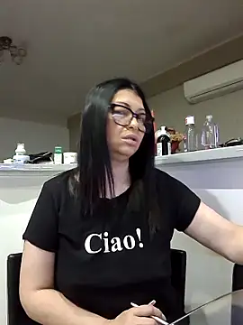 Snapshot of Milf_Abigail chatting on 10.06.25 Milf Abigail online show from 10.06.25