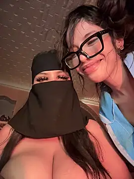 Snapshot of ORLA86 chatting on 09.21.25 ORLA86 online show from 09.21.25