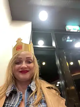 Snapshot of LadyTatiana_Madam chatting on 01.10.25 LadyTatiana Madam online show from 01.10.25