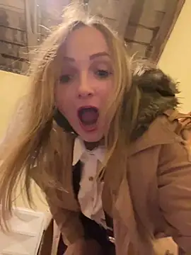 Snapshot of LadyTatiana_Madam chatting on 01.12.25 LadyTatiana Madam online show from 01.12.25