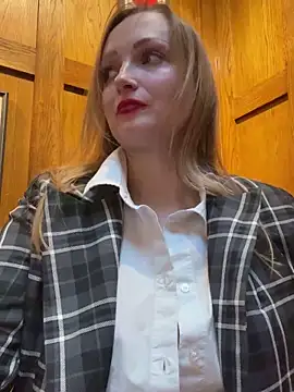 Snapshot of LadyTatiana_Madam chatting on 02.23.25 LadyTatiana Madam online show from 02.23.25