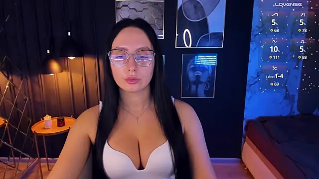 Christy Calypso online show from 12.05.24