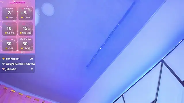 Snapshot of SarayRoyse chatting on 01.29.25 SarayRoyse online show from 01.29.25