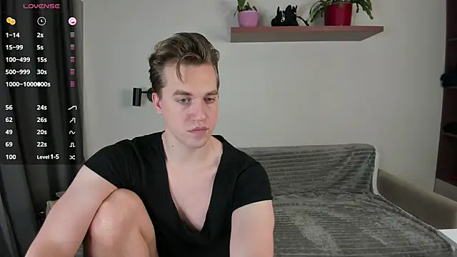 Snapshot of AustinButler chatting on 12.15.24 AustinButler online show from 12.15.24