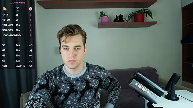 Snapshot of AustinButler chatting on 12.20.24 AustinButler online show from 12.20.24