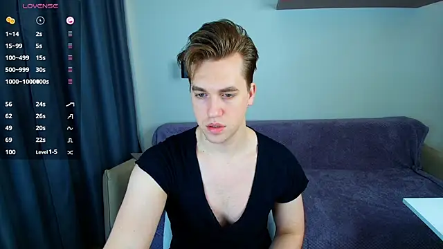 Snapshot of AustinButler chatting on 12.21.24 AustinButler online show from 12.21.24