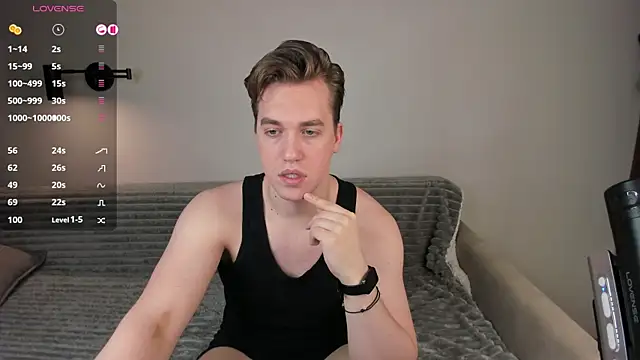 Snapshot of AustinButler chatting on 12.27.24 AustinButler online show from 12.27.24