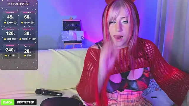 Snapshot of princess_sofiee chatting on 09.29.25 princess sofiee online show from 09.29.25