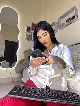 Snapshot of Sweetie_Arianna chatting on 02.23.25 Sweetie Arianna online show from 02.23.25