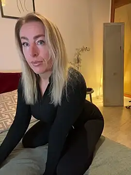 Snapshot of ChristyAdair chatting on 03.01.25 ChristyAdair online show from 03.01.25