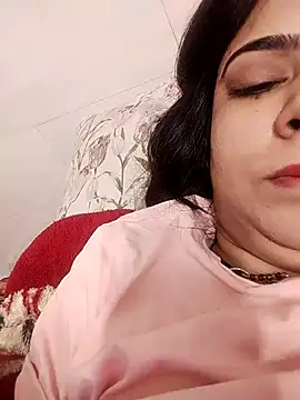 Snapshot of Husnpari20 chatting on 12.14.24 Husnpari20 online show from 12.14.24