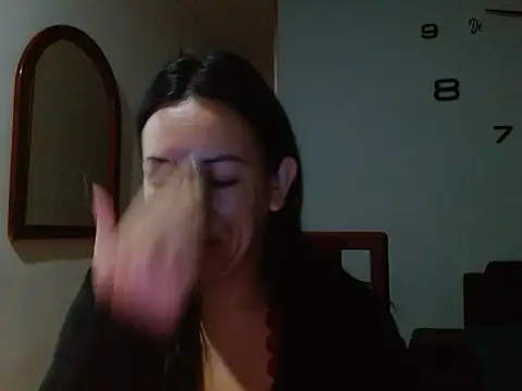 Laura martin  online show from 02.01.25