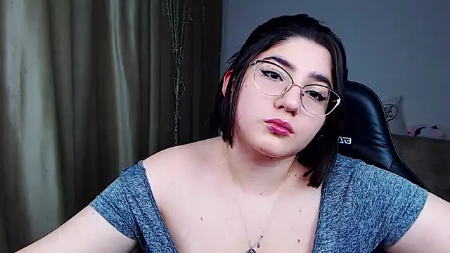 Snapshot of Crazy_Bunya chatting on 12.02.24 Crazy Bunya online show from 12.02.24