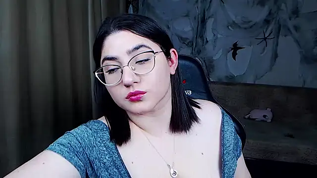 Snapshot of Crazy_Bunya chatting on 11.08.25 Crazy Bunya online show from 11.08.25