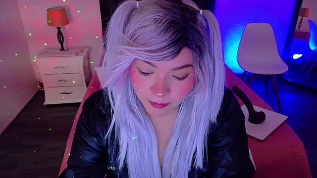 Snapshot of Cuckold_lover69 chatting on 01.14.25 Cuckold lover69 online show from 01.14.25