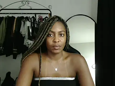 Snapshot of marisilva_br chatting on 01.29.25 marisilva br online show from 01.29.25