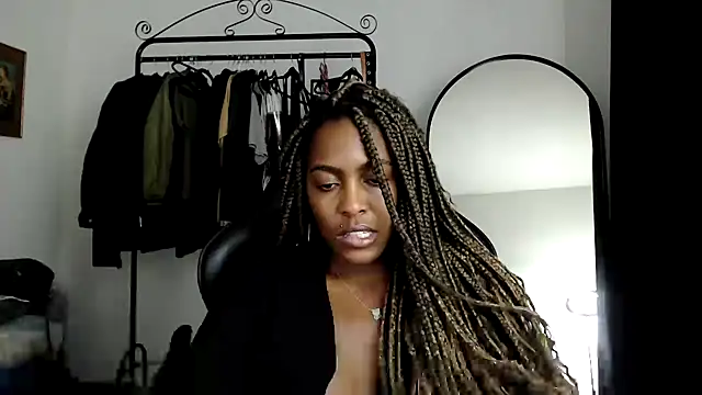 Snapshot of marisilva_br chatting on 01.31.25 marisilva br online show from 01.31.25