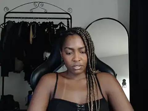Snapshot of marisilva_br chatting on 03.13.25 marisilva br online show from 03.13.25