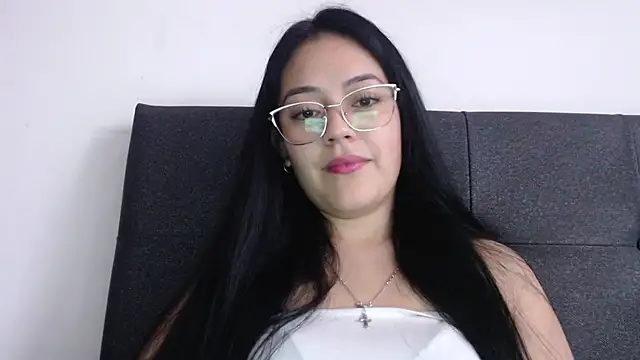 Snapshot of Alisha_99 chatting on 10.01.25 Alisha 99 online show from 10.01.25