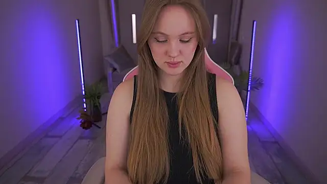 Snapshot of LylaYeess chatting on 03.02.25 LylaYeess online show from 03.02.25