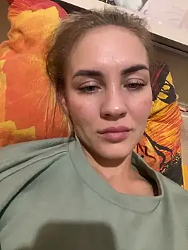 Snapshot of DreamGirl-777 chatting on 09.09.25 DreamGirl-777 online show from 09.09.25