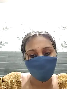 Snapshot of Archna-ji chatting on 01.01.25 Archna-ji online show from 01.01.25