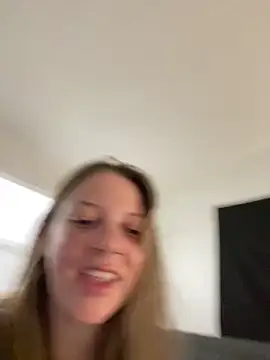 Snapshot of molly_witha_chance chatting on 02.11.25 molly witha chance online show from 02.11.25