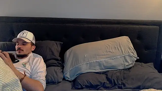 Snapshot of molly_witha_chance chatting on 02.24.25 molly witha chance online show from 02.24.25