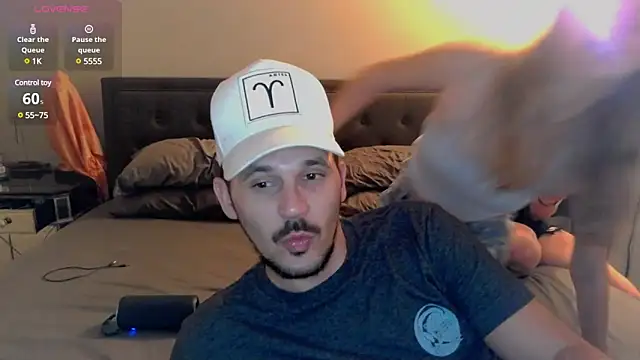 Snapshot of molly_witha_chance chatting on 03.04.25 molly witha chance online show from 03.04.25