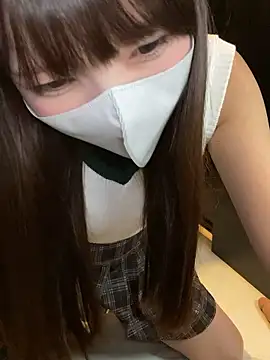 Snapshot of Naachan_ chatting on 10.15.25 Naachan  online show from 10.15.25