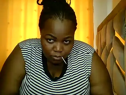 Snapshot of KINKYGIRL30 chatting on 12.19.24 KINKYGIRL30 online show from 12.19.24