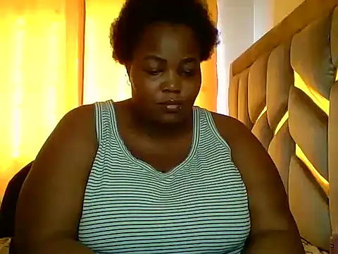 Snapshot of KINKYGIRL30 chatting on 12.23.24 KINKYGIRL30 online show from 12.23.24