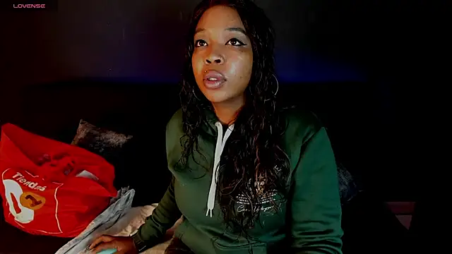 Charlotte  Brown  online show from 03.21.25