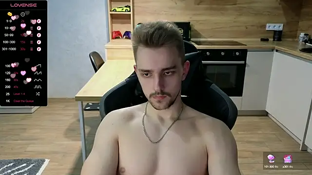 Snapshot of Larstar01 chatting on 01.19.25 Larstar01 online show from 01.19.25