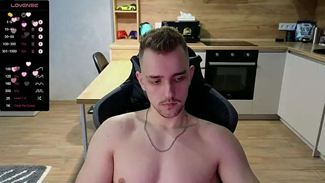 Snapshot of Larstar01 chatting on 01.22.25 Larstar01 online show from 01.22.25