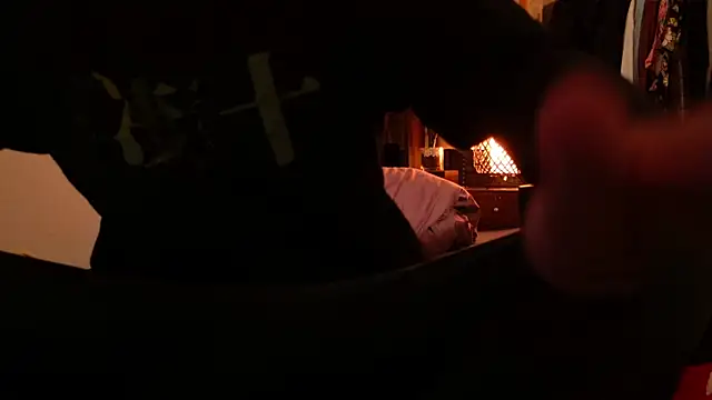 Snapshot of Ashinaga_oj chatting on 12.05.24 Ashinaga oj online show from 12.05.24