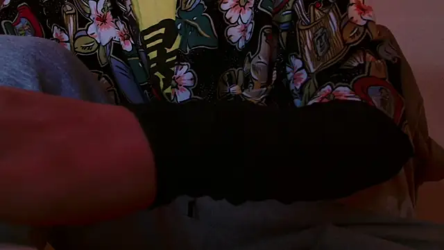 Snapshot of Ashinaga_oj chatting on 01.27.25 Ashinaga oj online show from 01.27.25